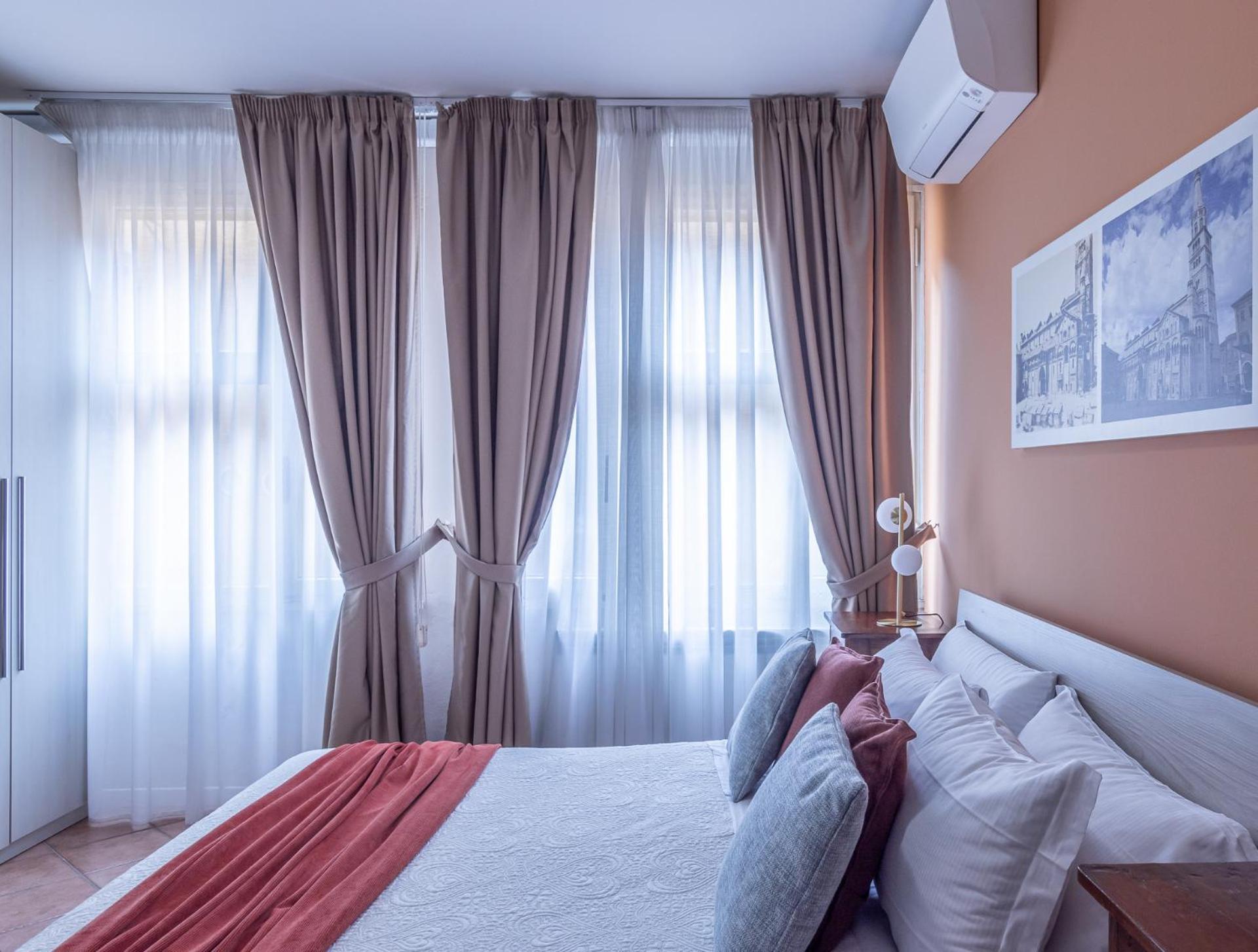 Room & Breakfast Canalino 21 モデナ エクステリア 写真